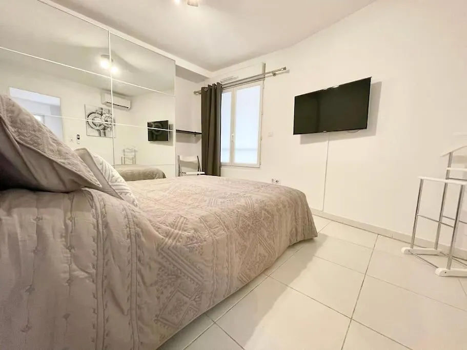 Апартаменты Appartement Centre De Cannes - 2 Pieces - Garage