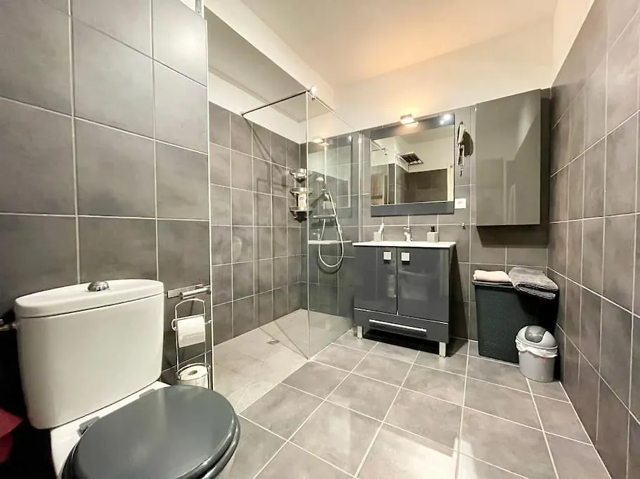 Appartement Centre De Cannes - 2 Pieces - Garage